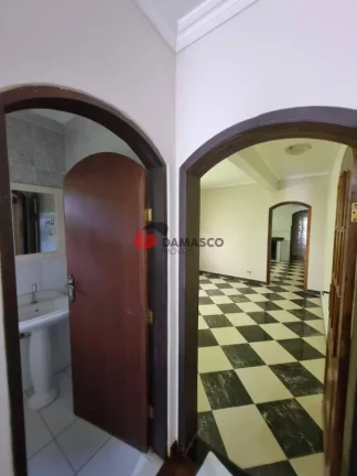 Imagem Sobrado à venda 3 Quartos, 2 Suites, 2 Vagas, 207 m², Campestre, Santo André - SP