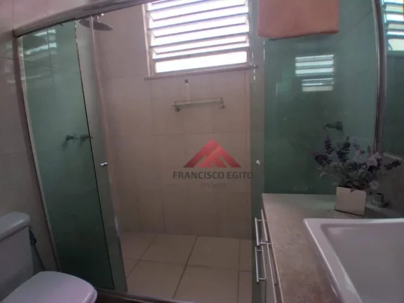 Imagem Casa com 3 dormitórios para alugar por R$ 2.144,70/mês - Centro - São Gonçalo/RJ