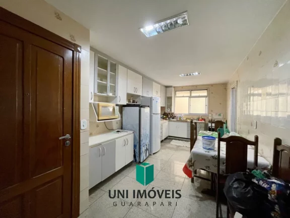 Imagem Apartamento Beira Mar a venda na Praia do Morro 140m², 5 quartos/3 suítes, excelente investimento.