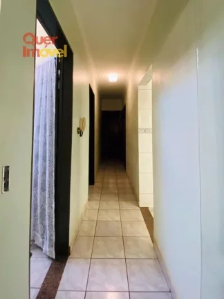 Imagem Casa à venda em Ribeirão Preto-SP, Vila Virgínia: 3 quartos, 1 sala, 2 banheiros, 3 vagas de garagem, 135 m². Conheça com a Quer Imóvel!