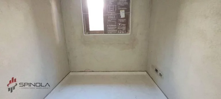 Imagem Casa com 2 dormitórios à venda, 48 m² por R$ 320.000,00 - Mirim - Praia Grande/SP