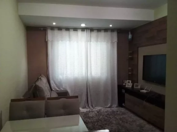 Imagem Casa duplex à venda, 3 quartos, 1 suíte, 2 vagas, Localização Privilegiada - Santa Luzia/MG