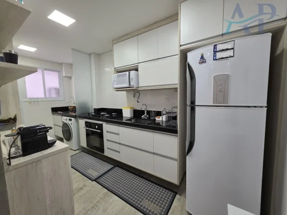 Imagem Apartamento no Canto do Forte em Praia Grande Próximo a Praia