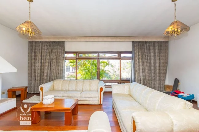 Imagem Casa Térrea averbada com 4 quartos à venda, 377 m² por R$ 1.690.000 - Capão da Imbuia - Curitiba/PR