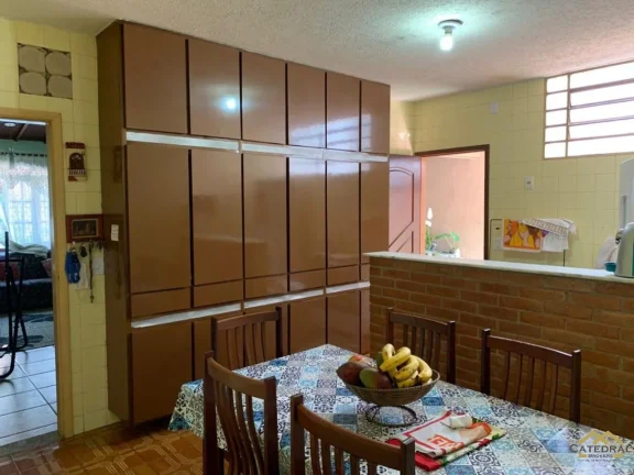 Imagem Casa terrea no bairro Vila hortolândia - com 3 dormitórios e vaga para 3 carros.