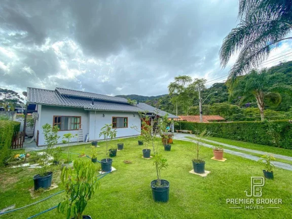 Imagem Casa à venda, 118 m² por R$ 890.000,00 - Albuquerque - Teresópolis/RJ