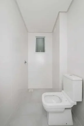 Imagem Apartamento 2 dormitórios sendo 1 suíte, com 1 vaga de garagem - Kobrasol em São José/SC