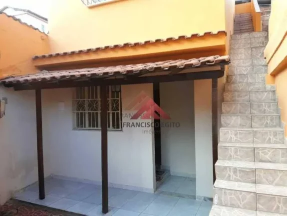Imagem Casa com 2 dormitórios à venda, 90 m² por R$ 200.000,00 - Mutuá - São Gonçalo/RJ
