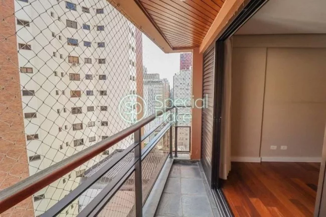 Imagem Excelente apartamento com 187m² no Itaim. 01 apartamento por andar, living amplo com varanda, andar...