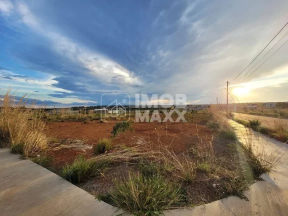 Imagem Terreno à Venda em Jardim Botânico - 382,62m² por R$239.999