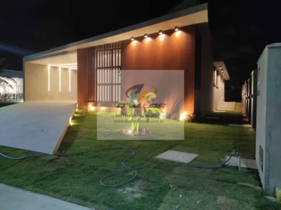 Imagem Vendo Belíssima Casa, em Condomínio Fechado, com 221 m², 3 suítes, piscina, área gourmet e 3 vagas