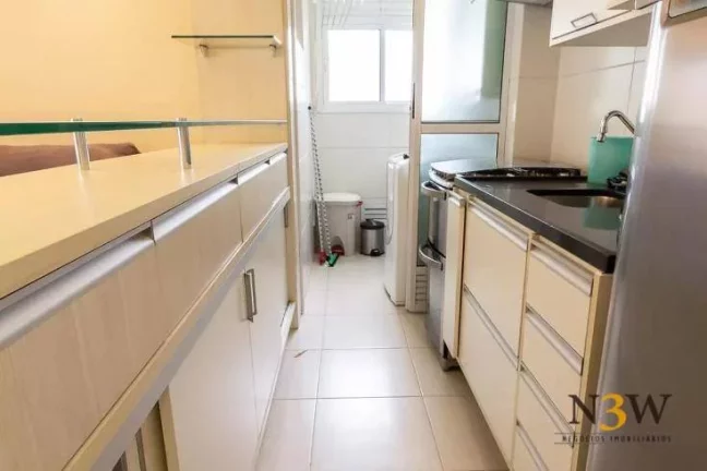 Imagem Apartamento mobiliado à venda na Barra Funda São Paulo SP com 2 dormitórios, 1 suíte, 2 vagas de garagem e 70m².