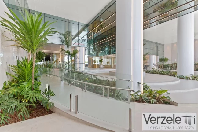 Imagem Frente ao Mar para Venda em Balneário Camboriú / SC no bairro Centro