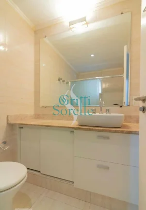 Imagem Apartamento à Venda em Moema - São Paulo/SP.