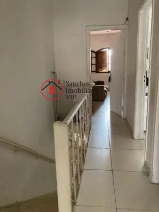 Imagem VENDA SOBRADO DE VILA NA MOOCA Rua tranquila e totalmente residencial, com monitoramento de câmeras Excelente localização, próximo a Igreja N. SRA. Do