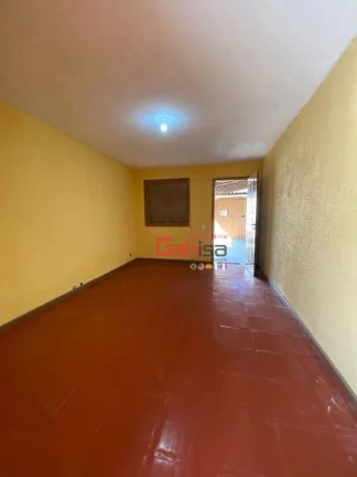 Imagem Casa com 3 dormitórios à venda, 196 m² por R$ 500.000,00 - Foguete - Cabo Frio/RJ