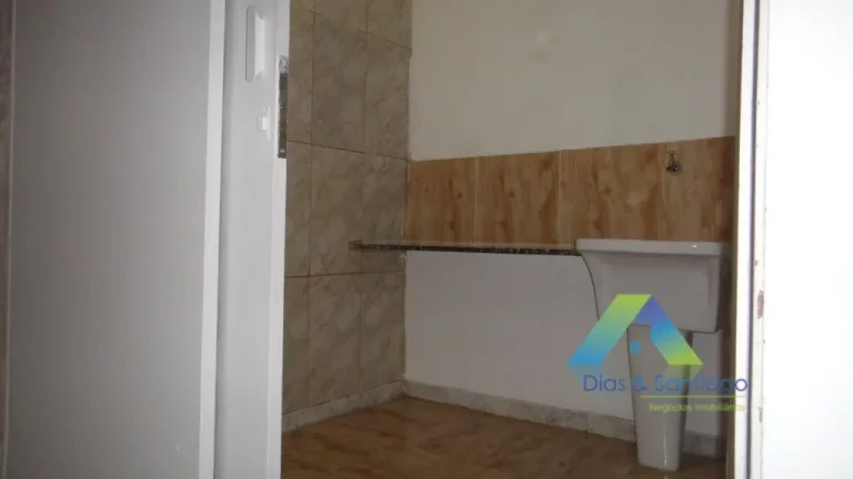 Imagem Casa comercial- Vila Clementino - 04 salas- 100m2 a poucos minutos da estação do metro Hospital São Paulo ótimo valor e localização !!