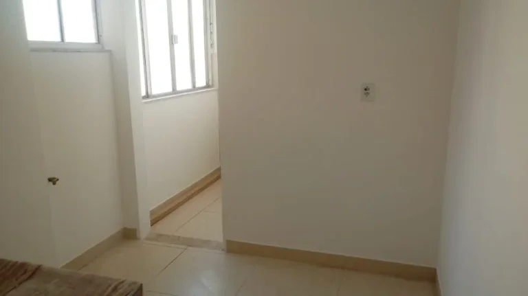 Imagem Apartamento para locação com sala 02 quartos e vaga de garagem em Santa Rosa,condução na porta,proximo a todo comercio do largo marrão,colado ao super