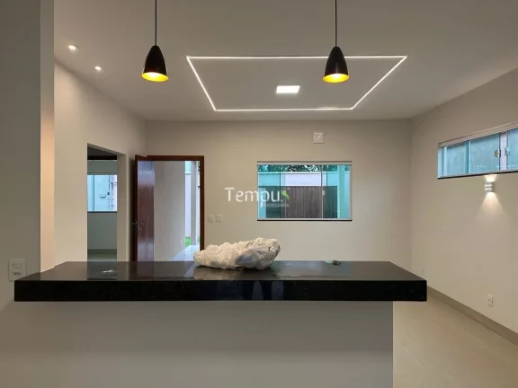 Imagem Casa à venda no bairro Centro - Abadia de Goiás/GO