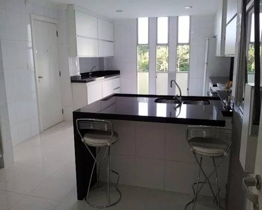 Imagem Apartamento à venda no Guarujá na Praia de Pitangueiras