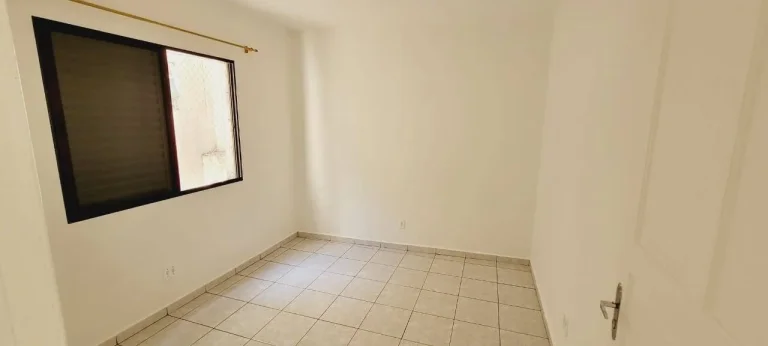 Imagem Apartamento 2 dormitórios com área de serviço - 52m²