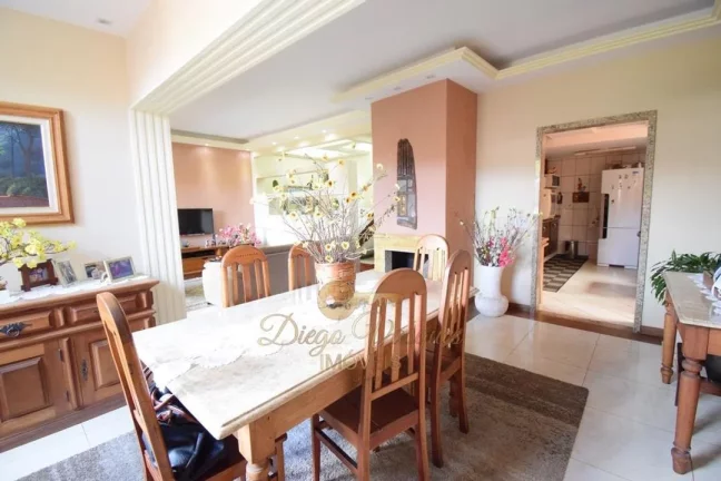 Imagem Casa para Venda em Teresópolis / RJ no bairro Jardim Cascata