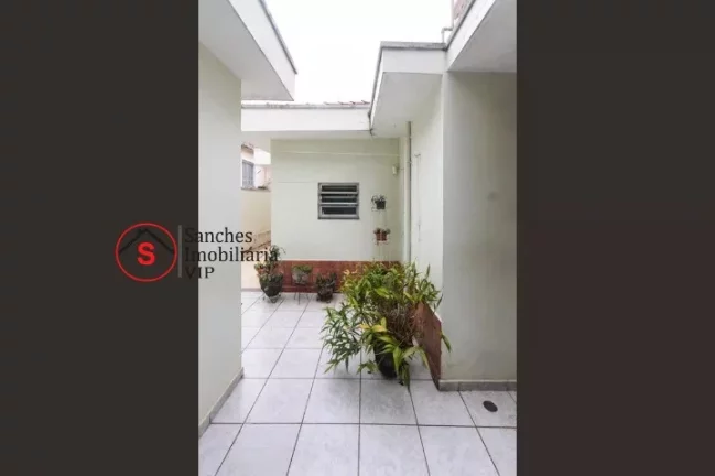 Imagem CASA TÉRREA COM 4 DORMITÓRIOS A VENDA NA VILA PRUDENTE, PRÓXIMO AO LARGO DA VILA ZELINA. TERRENO DE 300 METROS 10X30