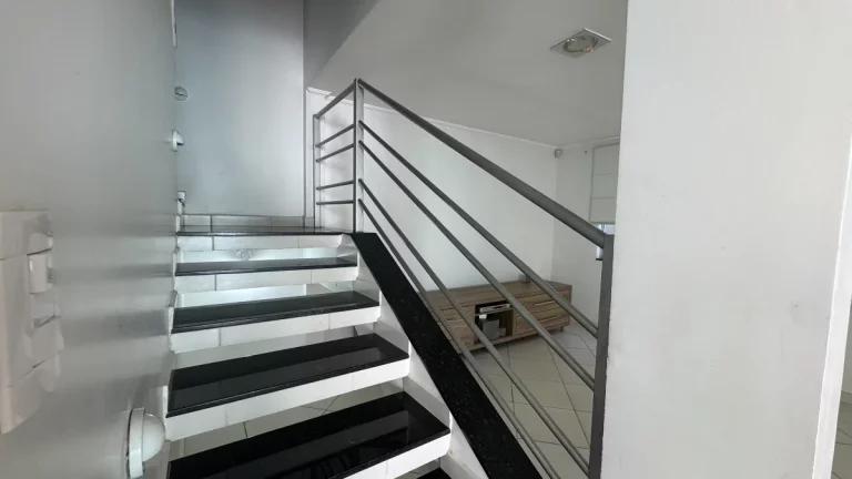 Imagem Casa de vila para venda em Santo Agostinho com 3 quartos, sendo 1 suíte, 232m2