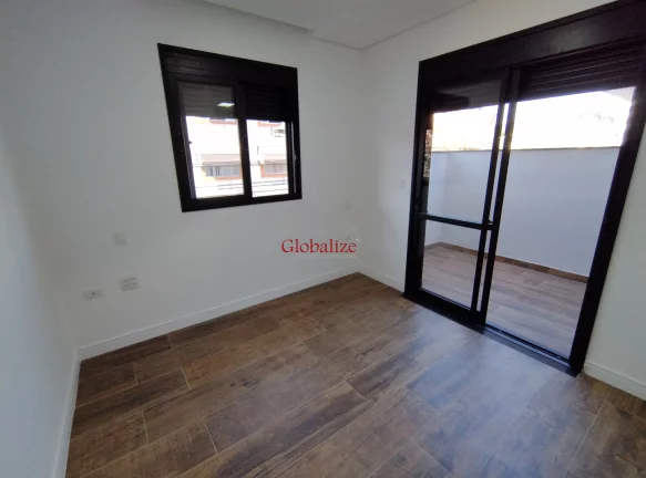 Imagem Casa Nova com 3 dormitórios e jacuzzi no bairro Ponta da Praia em Santos por R$2.200.000,00