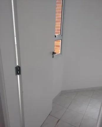 Imagem Apartamento à venda no Guarujá na Praia das Pitangueiras.