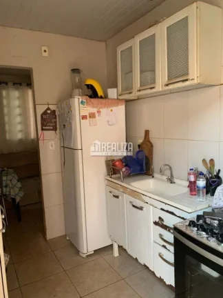 Imagem Casa padrão à venda no Residencial Rio de Janeiro, Uberaba: 2 dormitórios e garagem!
