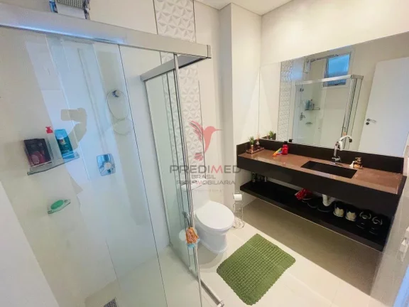 Imagem Apartamento próximo ao pier, com 3 Suites e 3 Vagas de Garagem