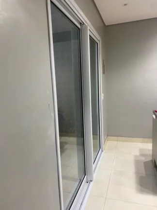 Imagem Sobrado à venda, 147 m² por R$ 790.000,00 - Vila Monteiro - Poá/SP