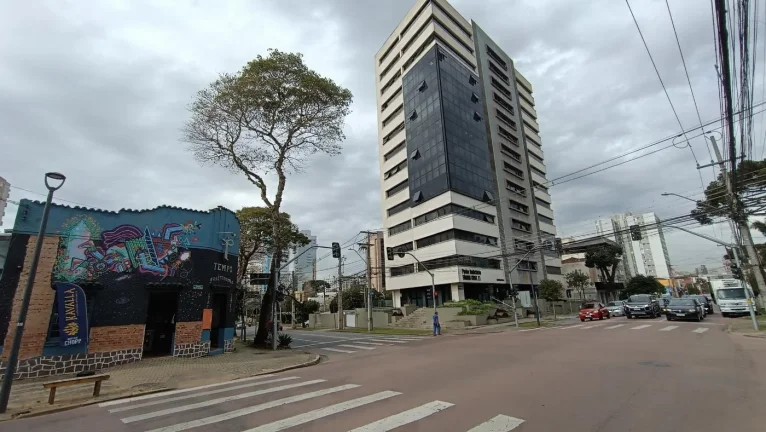 Imagem Terreno ZR4 esquina comercial Centro Civico.R$ 6.100.000,00