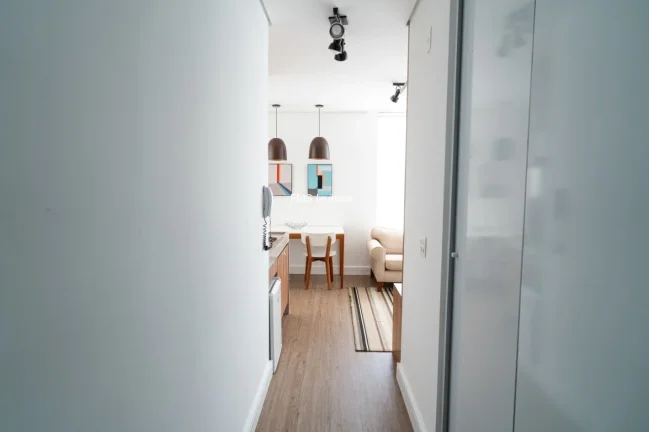 Imagem Apartamento para locação em Vila Nova Conceição, SP: 1 quarto, 1 sala, 1 banheiro, 1 vaga, 36m². Venha conferir!