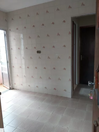 Imagem Imóvel localizado na zona leste, Vila Ester próximo a Av Sapopemba / 10 minutos terminal São Matheus.
