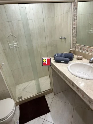 Imagem Vendo 3Q(1S), frontal mar, 110m², sol nascente, andar médio, indevassável, churrasqueira, piscina, sauna, ônibus, clube, tênis, squash, skate, pier