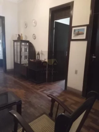 Imagem Casa para Venda em Natal, Tirol, 6 dormitórios, 1 suíte, 1 banheiro, 4 vagas