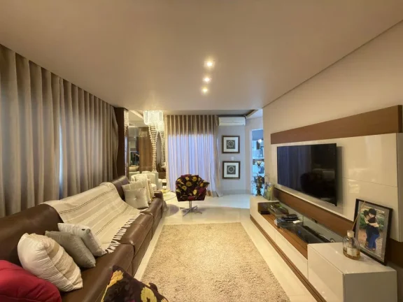 Foto do imóvel: Sobrado Alto Padrão em Condomínio Fechado – City Garden Park