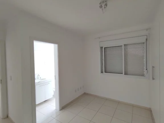Imagem Casa em condomínio à venda em Vinhedo-SP, Condomínio Recanto dos Paturis: 3 quartos, 3 suítes, 2 salas, 4 banheiros, 4 vagas, 200 m². Imagem Casa em condomínio à venda em Vinhedo-SP, Condomínio Recanto dos Paturis: 3 quartos, 3 suítes, 2 salas, 4 banheiros, 4 vagas, 200 m².