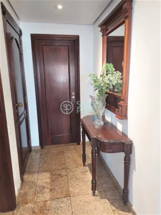 Imagem Excelente apartamento com 215m² em Perdizes Amplo living em tábuas corridas maciças com desnível...