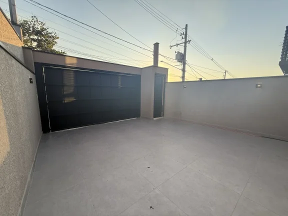 Imagem Casa moderna com piscina - Nova Jaguari, Santana de Parnaíba
