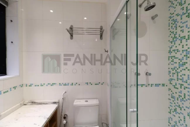Imagem Apartamento de luxo para locação no Itaim Bibi, São Paulo-SP: 3 quartos, 3 suítes, 3 salas, 4 banheiros, 3 vagas e 172m².