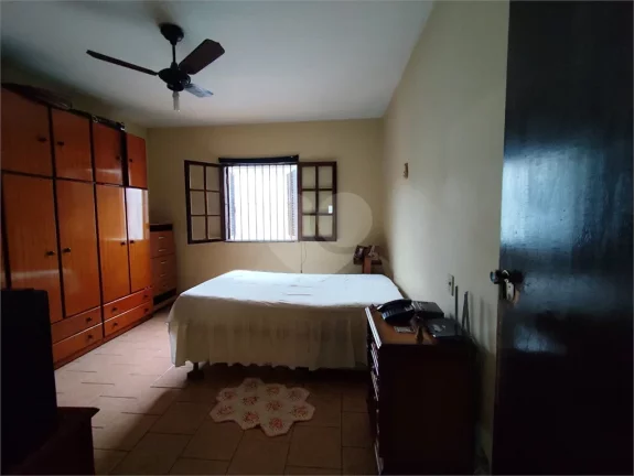 Imagem Sobrado à venda com 6 quartos, sendo 4 suítes, em Butantã, São Paulo - SP