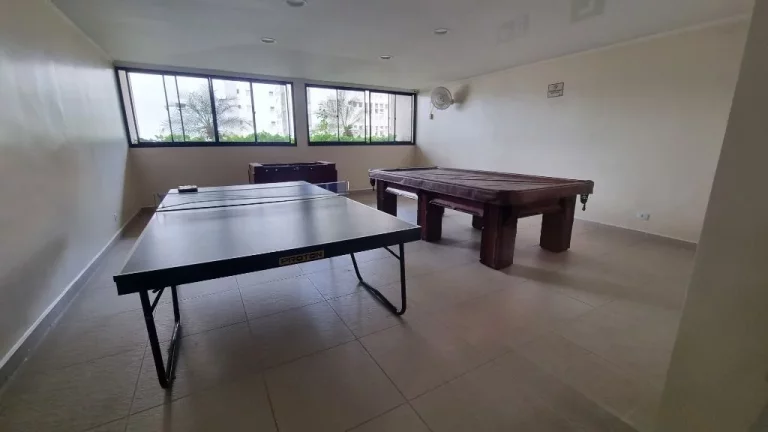 Imagem APARTAMENTO AMPLO REFORMADO COM 2 VAGAS DE GARAGEM LAZER NO PRÉDIO