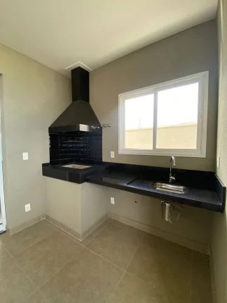 Imagem Maravilhosa casa térrea com 03 suítes, área gourmet integrada com a cozinha