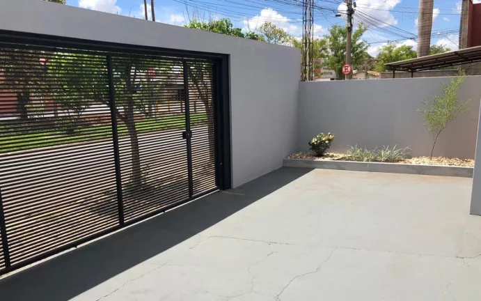 Imagem Casa para Venda em Pirassununga, Rosário, 3 dormitórios, 3 banheiros