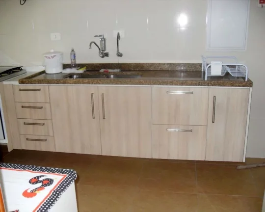 Imagem Imperdível!!! Apartamento todo reformado, andar alto,com excelente distribuição, living para 2 am...