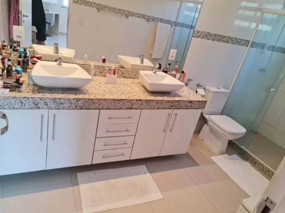 Imagem Casa de condomínio à venda em Maricá, Cajueiros (Itaipuaçu), com 3 quartos, 300m2
