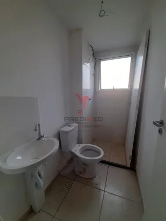 Imagem ...lt;br...gt;Apartamento bem localizado na Ch...aacute;cara Selles no Ed.Cellebra em Guaratiguet......